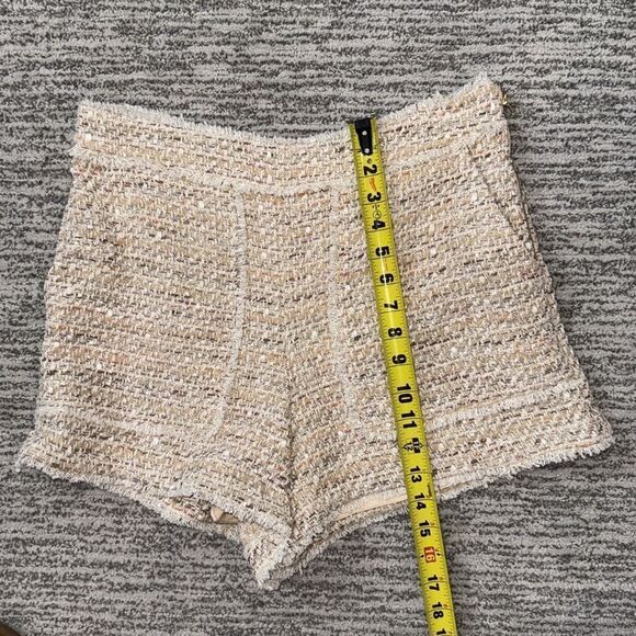 NWT Ramy Brooks Edie Tweed High Waisted Short Size 10 Tan Metallic - Picture 7 of 12